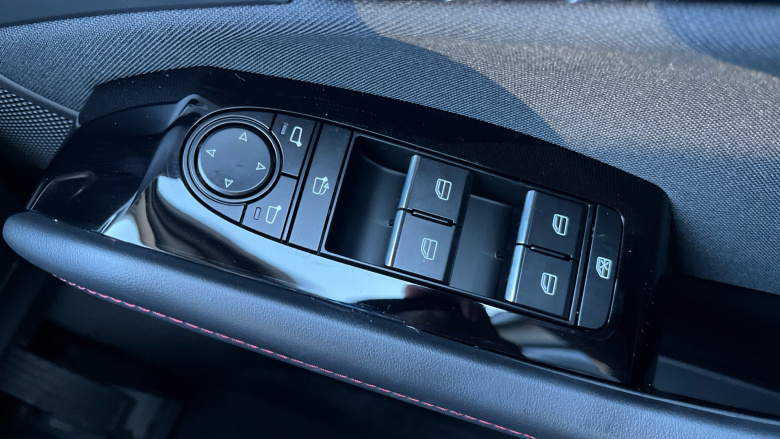 Mazda CX-30 2.5 e-Skyactiv G MHEV [140] Homura 5dr Petrol Hatchback